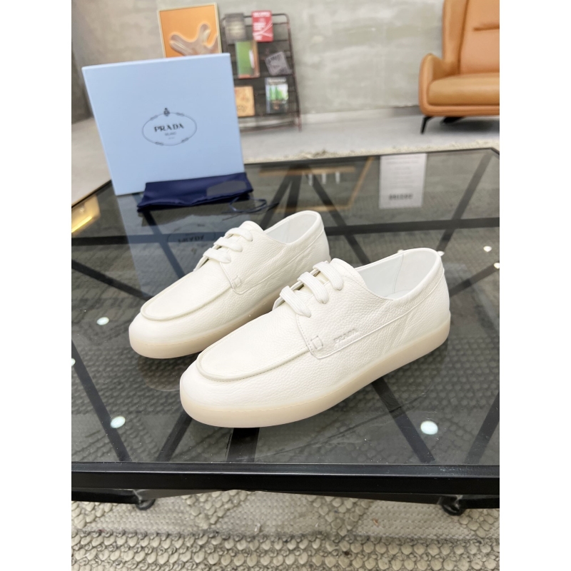 Pra*a casual shoes